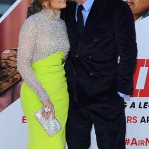 Le comédien a assisté à l'évènement au bras de son épouse, la sublime Jennifer Lopez.
Jennifer Lopez, Ben Affleck - Première du film "AIR" à Los Angeles, le 27 mars 2023.