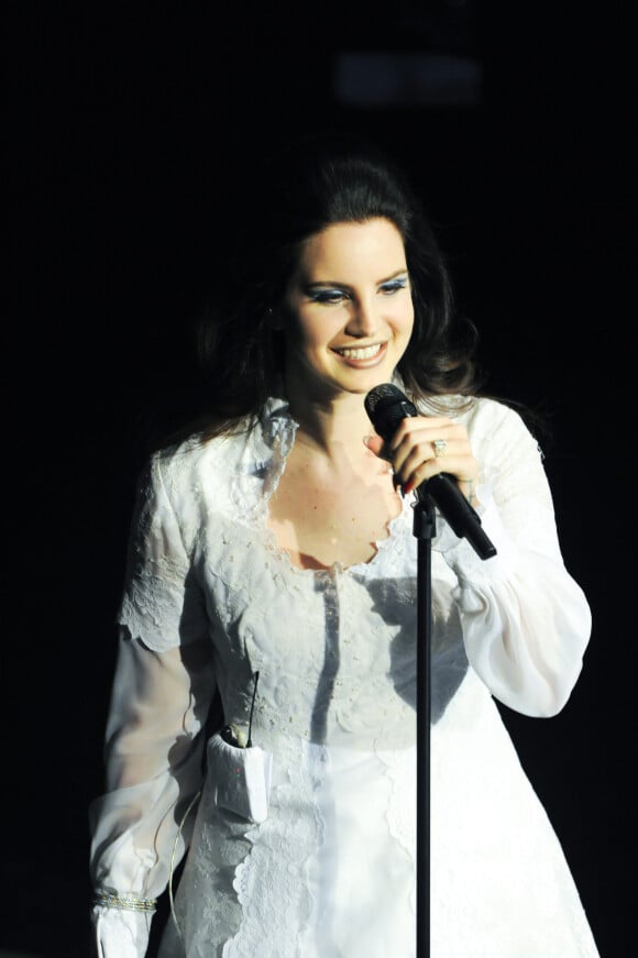 Lana Del Rey en concert a l'Olympia a Paris, le 27 avril 2013. 