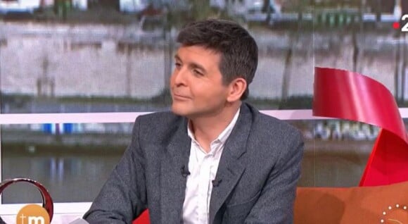 Et Thomas Sotto n'a pas caché son admiration
Thomas Sotto et Julia Vignali ont reçu Clémentine Célarié dans "Télématin", le 5 avril 2023, sur France 2