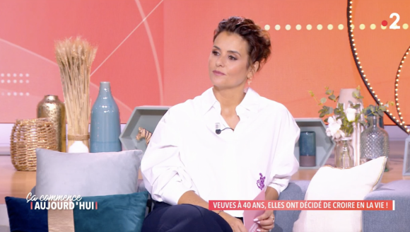 Faustine Bollaert dans son émission "Ça commence aujourd'hui" sur France 2