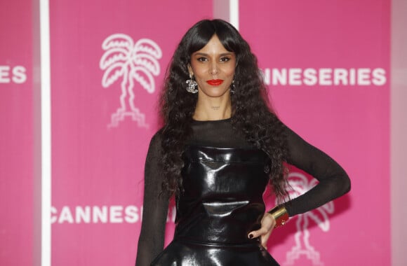 Shy'm (Tamara Marthe) pour la série "Cannes Confidential" - Photocall lors de la 5ème saison du festival International des Séries "Canneseries" à Cannes le 4 avril 2022. © Denis Guignebourg / Bestimage 