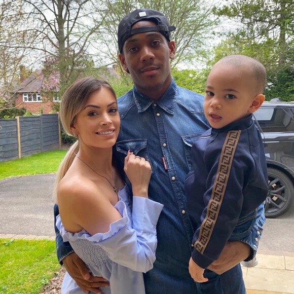 Les deux femmes s'écharpent depuis des années autour du footballeur Anthony Martiel, qu'elles ont toutes les deux aimé.
Mélanie Da Cruz, mariée au footballeur Anthony Martial et maman du petit Swann.