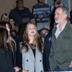 La princesse Leonor d'Espagne et le roi Felipe VI - La famille royale d'Espagne assiste à la traditionnelle célébration de la Passion vivante de Pâques à Chinchon, le 8 avril 2023.