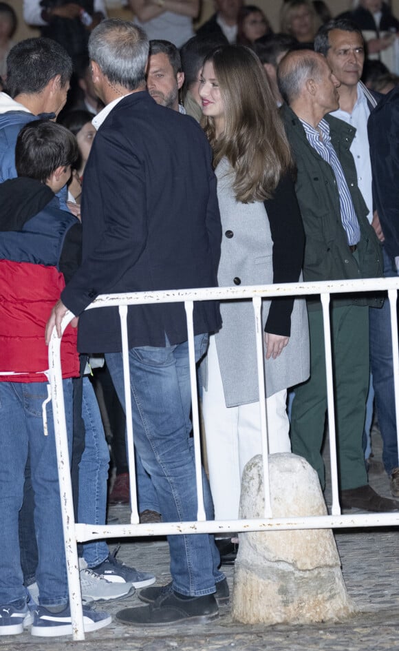 La princesse Leonor d'Espagne - La famille royale d'Espagne assiste à la traditionnelle célébration de la Passion vivante de Pâques à Chinchon, le 8 avril 2023.