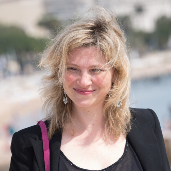 Cécile Bois - Photocall du film "Candice Renoir" au Miptv de Cannes le 7 avril 2014.