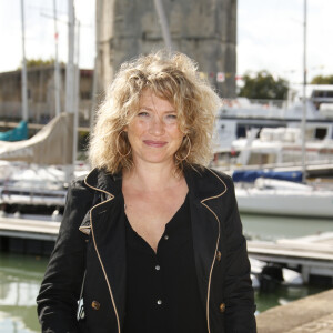 Cécile Bois de la série Meurtres a Sarlat - Photocall lors du 19ème Festival de la Fiction TV de La Rochelle © Christophe Aubert via Bestimage