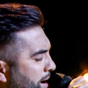 en live avec Kendji Girac - Captures d'écran - Florent Pagny est l'invité de Laurent Delahousse sur le plateau du journal de France 2 le 2 avril 2023. © Jack Tribeca / Bestimage 