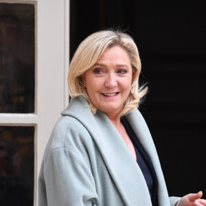 La première ministre reçoit Marine Le Pen, Présidente du groupe Rassemblement national à l'Assemblée nationale, à l'hôtel de Matignon à Paris le 11 avril 2023. © Lionel Urman / Panoramic / Bestimage