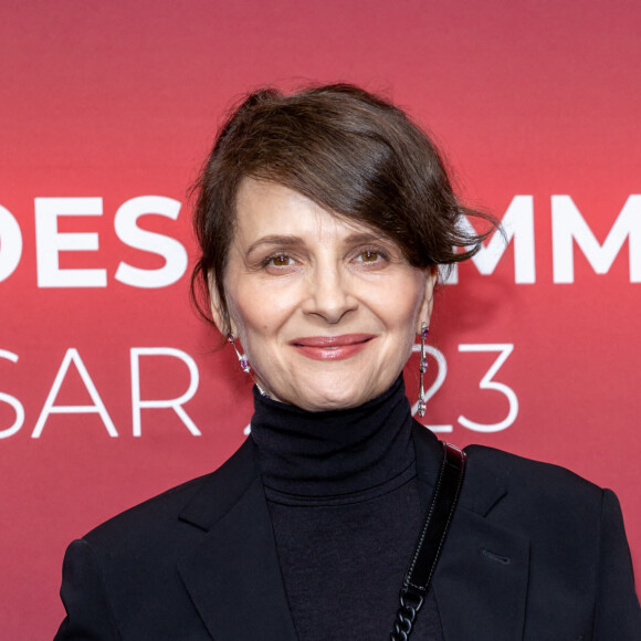 Juliette Binoche au photocall du dîner des nommés au Cesar 2023 au Fouquet's à Paris le 6 février 2023. © Olivier Borde / Bestimage