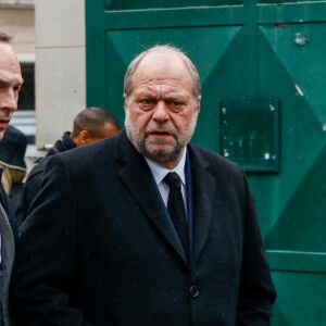 L'avocat Eric Dupond-Moretti, ministre de la Justice - Arrivées aux obsèques de l'avocat Hervé Temime au cimetière du Montparnasse à Paris, France, le 14 avril 2023. © Clovis-Jacovides/Bestimage