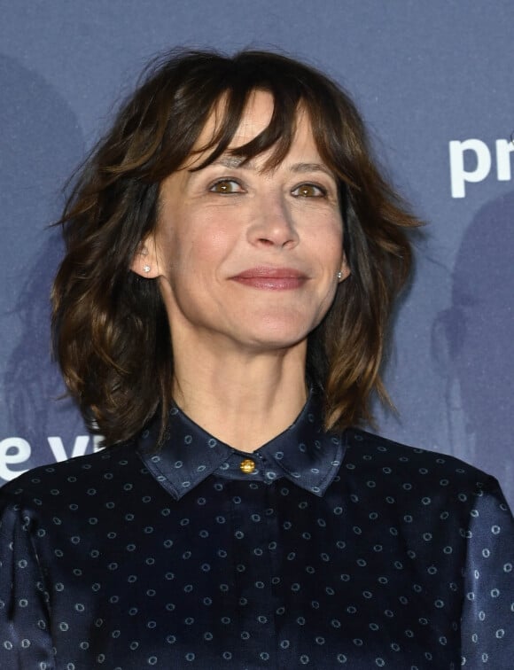 Exclusif - Sophie Marceau - Avant-première du film "I Love America" au Centquatre à Paris le 10 mars 2022. Le public de Prime Vidéo pourra ainsi découvrir sur la plateforme dès le 11 mars les aventures de Lisa (Sophie Marceau) qui décide de changer de vie en quittant Paris pour Los Angeles et de relancer sa vie sentimentale à travers les app de rencontre. © Coadic Guirec/Bestimage 