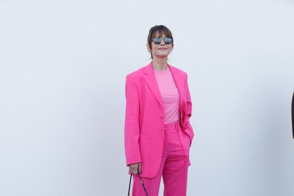 Sophie Marceau - Les célébrités au photocall du défilé Jacquemus pour la présentatation de la toute dernière collection "Le Raphia" au Bourget, Seine-Saint-Denis (93)
