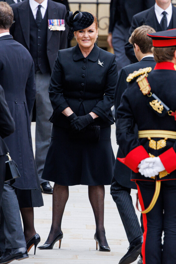 Sarah Ferguson, duchesse d'York - Arrivées au service funéraire à l'Abbaye de Westminster pour les funérailles d'Etat de la reine Elizabeth II d'Angleterre. Le 19 septembre 2022 