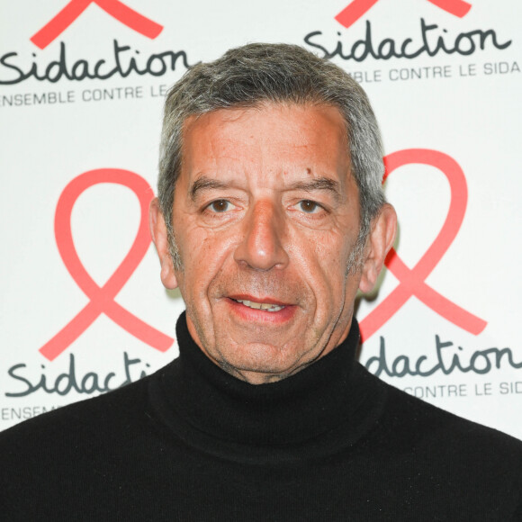 Michel Cymes - Soirée de lancement du Sidaction 2022 à la salle Wagram à Paris le 7 mars 2022. © Coadic Guirec/Bestimage