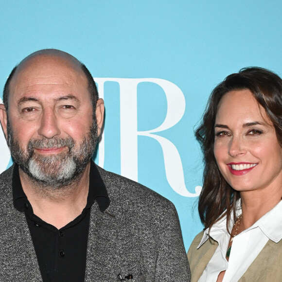 Kad Merad et sa compagne Julia Vignali - Avant-première du film "La Vie pour de vrai" au cinéma Pathé Wepler à Paris le 18 avril 2023. © Coadic Guirec/Bestimage