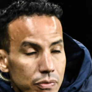 Laurent Blanc (ol) lors du match de championnat de Ligue 1 Uber Eats opposant le Toulouse FC (TFC) à l'Olympique Lyonnais (OL) au Stadium TFC à Toulouse, France, le 14 avril 2023. L'OL a gagné 2-1. © Thierry Breton/Panoramic/Bestimage