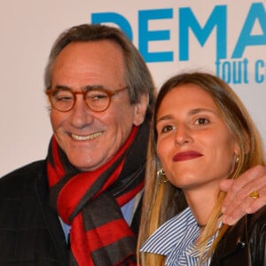 Philippe Lavil et sa fille Lola - Avant première du film "Demain tout commence" au Grand Rex à Paris le 28 novembre 2016. © Coadic Guirec/Bestimage 