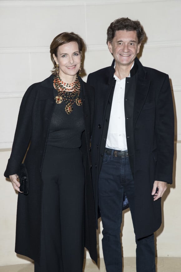 Carole Bouquet et Philippe Sereys de Rothschild - Photocall lors du deuxième défilé Chanel "Métiers d'Art" au Ritz à Paris, France, le 6 décembre 2016.  © Olivier Borde/Bestimage
