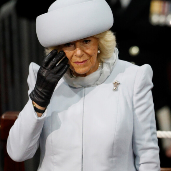 Camilla Parker Bowles, duchesse de Cornouailles - Cérémonie de mise en service du porte-avions de la Royal Navy, le HMS Prince of Wales, à la base navale de Portsmouth. Le 10 décembre 2019 