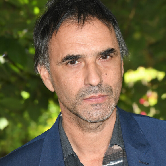 Samuel Benchetrit - Photocall du film "Cette musique ne joue pour personne" lors du 14ème Festival du Film Francophone d'Angoulême. Le 28 août 2021 © Coadic Guirec / Bestimage 