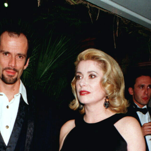 Catherine Deneuve et Christian Vadim au Festival de Cannes, en 1996.
© Angeli-Rindoff-Garcia / Bestimage