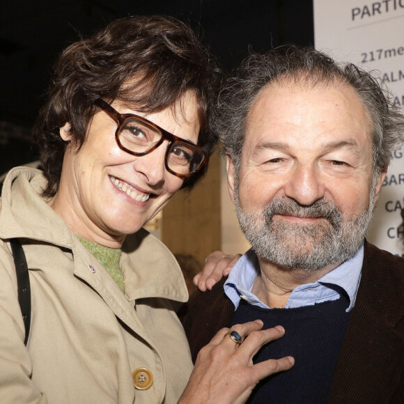 En effet, de nombreuses célébrités étaient présentes : à commencer par Inès de la Fressange, accompagnée de son compagnon Denis Olivennes.
Ines de la Fressange et son compagnon Denis Olivennes - Festival du Livre de Paris 2023 au Grand Palais Éphémère à Paris le 22 avril 2023. © Cedric Perrin / Bestimage 