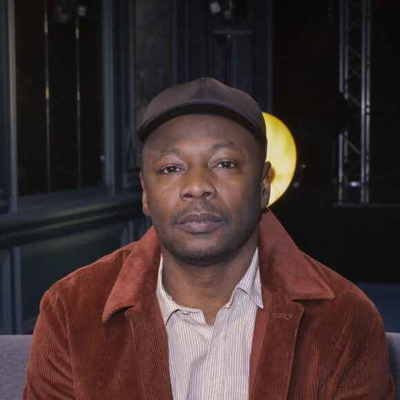 Et il a eu le droit à une visite surprise
Exclusif - MC Solaar - M. Solaar était l'invité de B. Montiel pour l'émission "Olympiascope" à Paris le 24 novembre 2022. L'émission sera diffusée sur Olympia TV le mardi 25 avril 2023. © Jack Tribeca / Bestimage 