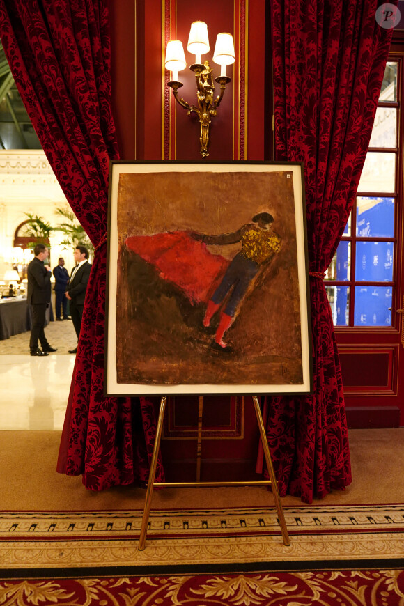 L'artiste Kyo est connu pour travailler ses oeuvres avec comme seuls outils, ses mains
Exclusif - Vernissage de l'exposition "Ephemere", sculptures et toiles de de l'artiste Kyo par Lilly O Events à l'hôtel Intercontinental Paris le Grand Paris le 21 avril 2023.© Anne-Sophie Guebey via Bestimage