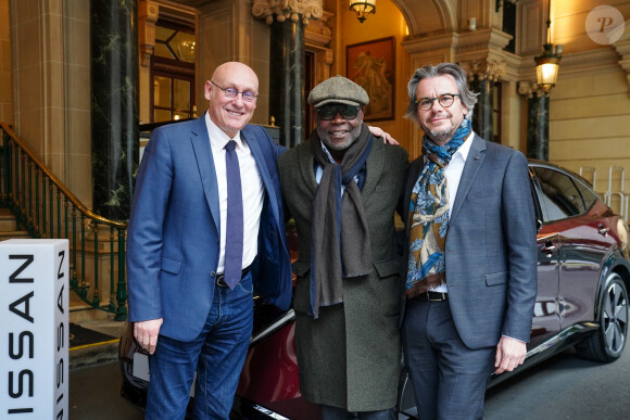 Exclusif - Bernard Laporte, Basile Boli, Jérôme Biguet - Vernissage de l'exposition "Ephemere", sculptures et toiles de de l'artiste Kyo par Lilly O Events à l'hôtel Intercontinental Paris le Grand Paris le 21 avril 2023. © Anne-Sophie Guebey via Bestimage