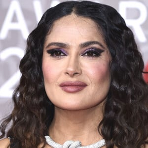 Salma Hayek au photocall de la cérémonie des Brit Awards 2023 à l'O2 Arena à Londres le 11 février 2023.