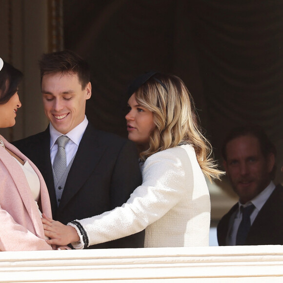 Louis Ducruet et sa femme Marie Chevallier, Camille Gottlieb - La famille princière au balcon du palais lors de la Fête Nationale de la principauté de Monaco le 19 novembre 2022. © Dominique Jacovides / Bruno Bebert / Bestimage 