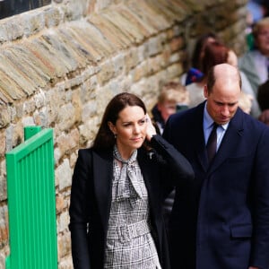 Le prince William de Galles et Kate Catherine Middleton, princesse de Galles, en visite au Mémorial de Aberfan. Le 28 avril 2023 