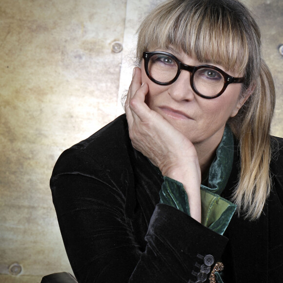 Sa fille est toujours restée très discrète
Exclusif - Rendez-vous avec Christine Bravo à Paris en marge de l'émission "Chez Jordan" le 16 janvier 2023. © Cédric Perrin / Bestimage 