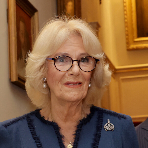 Le roi Charles III d'Angleterre et Camilla Parker Bowles, reine consort d'Angleterre, organisent une réception pour célébrer le deuxième anniversaire de "The Reading Room"à Clarence House à Londres, le 23 février 2023.