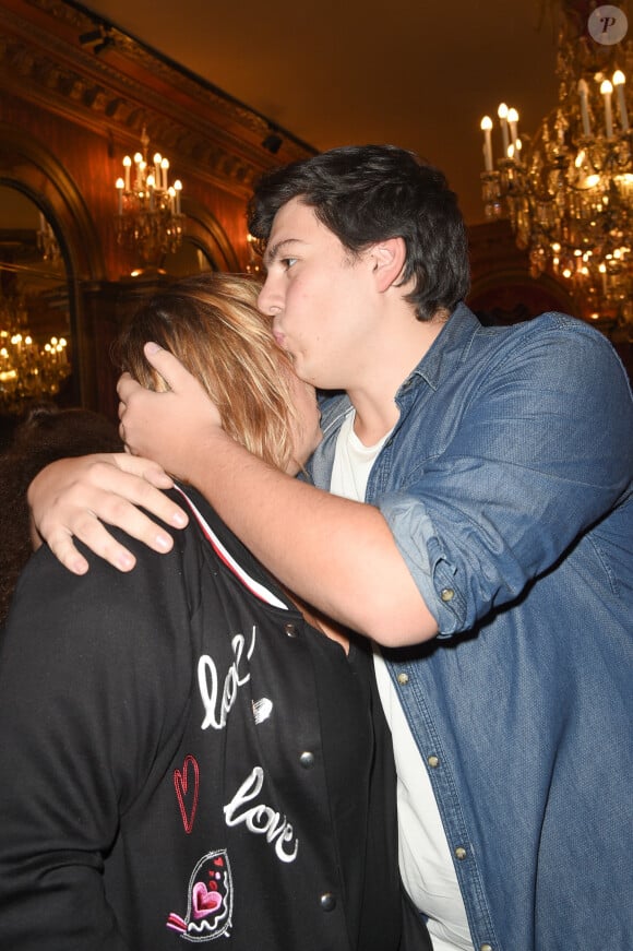 Michèle Bernier et son fils Enzo Gaccio - People à la générale du woman show "Vive Demain !" de Michèle Bernier au théâtre des Variétés à Paris le 28 janvier 2019. © Coadic Guirec/Bestimage 