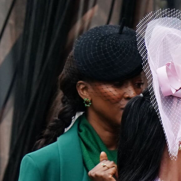 Katy Perry, déboussolée, elle déambule dans les allées de l'Abbaye de Westminster, à Londres.
Katy Perry est à Londres pour assister au couronnement de Charles III. © Agence / Bestimage