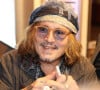 Johnny Depp s'est trouvé une nouvelle demeure ces derniers mois.
Exclusif - Johnny Depp quitte la projection privée et la masterclass autour du film Donnie Brasco au cinéma du Panthéon à Paris.