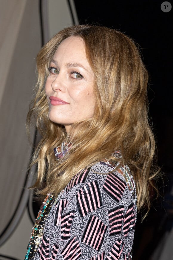 Vanessa Paradis - Front Row au deuxième défilé de mode Haute-Couture Chanel au Grand Palais Éphémère lors de la Fashion Week Printemps-été 2023 de Paris, France, le 24 janvier 2023. © Olivier Borde/Bestimage