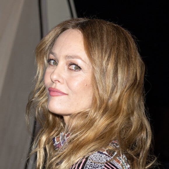 Vanessa Paradis - Front Row au deuxième défilé de mode Haute-Couture Chanel au Grand Palais Éphémère lors de la Fashion Week Printemps-été 2023 de Paris, France, le 24 janvier 2023. © Olivier Borde/Bestimage