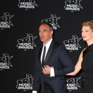 Nikos Aliagas avec sa compagne Tina Grigoriou - 19ème édition des NRJ Music Awards à Cannes le 4 novembre 2017. © Dominique Jacovides/Bestimage 