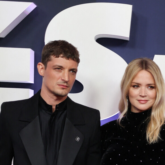 Virginie Efira et son compagnon Niels Schneider au photocall de la 48ème cérémonie des César à l'Olympia à Paris le 24 février 2023 © Dominique Jacovides / Olivier Borde / Bestimage 