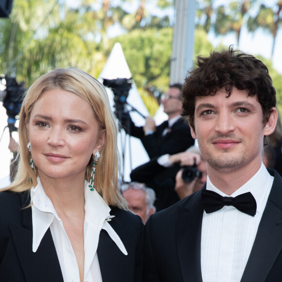 Virginie Efira et son compagnon Niels Schneider - Montée des marches du film "Hors Normes" pour la clôture du 72ème Festival International du Film de Cannes. Le 25 mai 2019 © Borde / Bestimage 