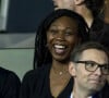 À la place, c'est sa mère qui est apparue auprès de son époux. 
Les jeunes mariés Lilian Thuram et Kareen Guiock - People assistent au match aller de la Ligue des Champions entre le Paris Saint-Germain et la Juventus (2-1) au Parc des Princes à Paris le 6 septembre 2022.