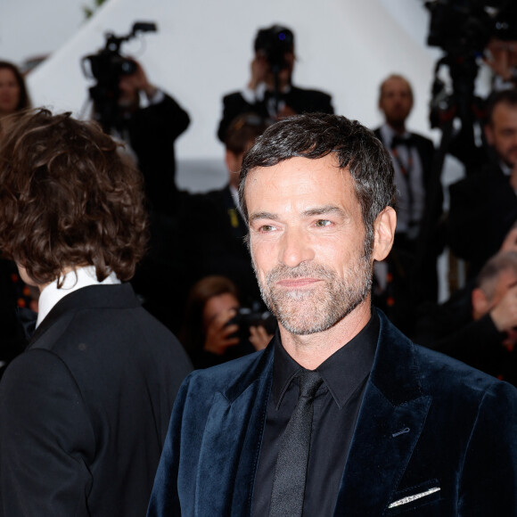 Romain Duris - Montée des marches du film " Kaibutsu (Monster) " lors du 76ème Festival International du Film de Cannes, au Palais des Festivals à Cannes. Le 17 mai 2023 © Jacovides-Moreau / Bestimage