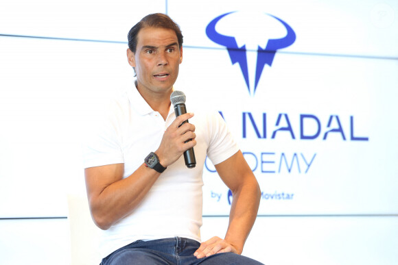 L'Espagnol, vainqueur à 14 reprises du tournoi parisien a dû déclarer forfait en raison de problèmes physiques
Le joueur de tennis Rafael Nadal confirme qu'il ne participera pas à Roland Garros lors d'une conférence de presse à l'académie Rafa Nadal par Movistar à Manacor, Majorque (Îles Baléares), Espagne, le 18 mai 2023.