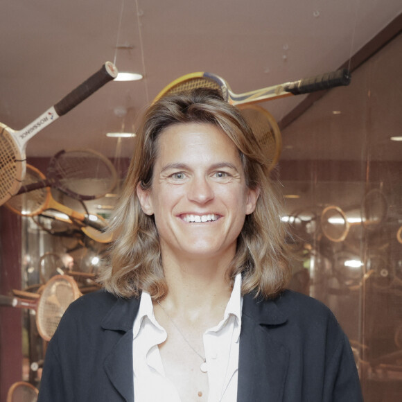 Même son de cloche pour la directrice de Roland-Garros, Amélie Mauresmo : "Je suis extrêmement déçue pour Rafael Nadal, qui est amené à renoncer à Roland-Garros, son tournoi de coeur."
Exclusif - Amélie Mauresmo, la directrice du tournoi de Roland Garros, en marge de la présentation de l'Open de France 2023 au Stade de Roland Garros à Paris, France, le 21 avril 2023. Le tournoi de tennis de l'Open de France aura lieu du 28 mai au 11 juin 2023. © Jack Tribeca/Bestimage