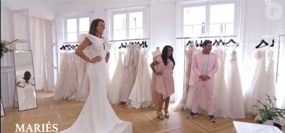 Laura en robe de mariée dans "Mariés au premier regard 2023", épisode du 1 mai, sur M6