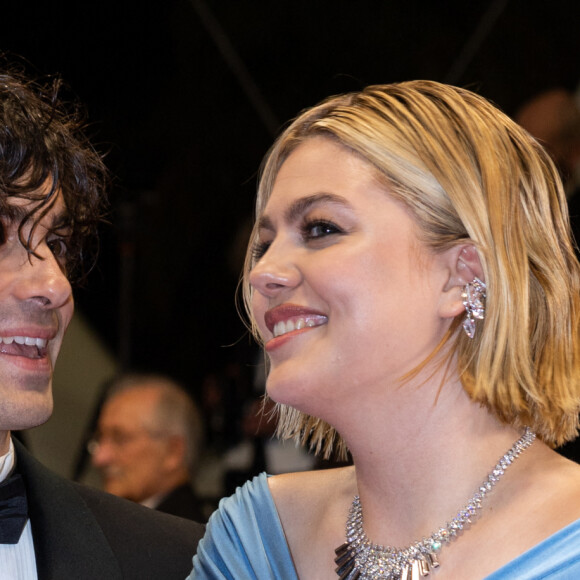 Florian Rossi et sa compagne Louane Emera - Montée des marches du film " The Idol " lors du 76ème Festival International du Film de Cannes, au Palais des Festivals à Cannes. Le 22 mai 2023 © Olivier Borde / Bestimage