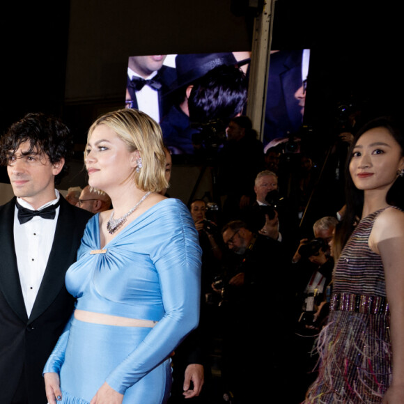 Florian Rossi et sa compagne Louane Emera - Montée des marches du film " The Idol " lors du 76ème Festival International du Film de Cannes, au Palais des Festivals à Cannes. Le 22 mai 2023 © Olivier Borde / Bestimage