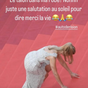 "Le talon dans ma robe ? Non, juste une salutation au soleil pour dire merci la vie", a-t-elle ironisé avec beaucoup d'autodérision.
Sylvie Tellier réagit avec humour à sa chute lors de sa montée des marches au Festival de Cannes - Instagram